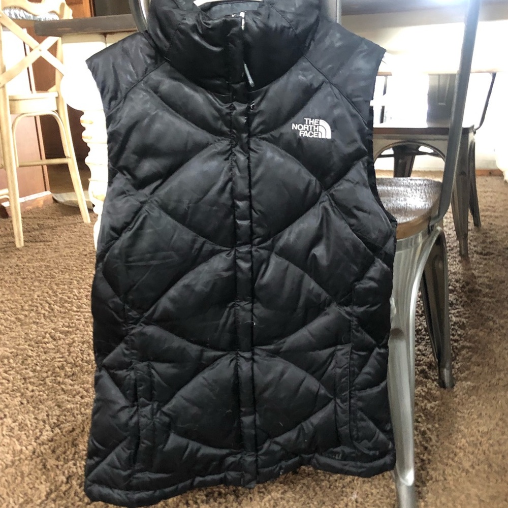 North face 550 Black Puffy Vest